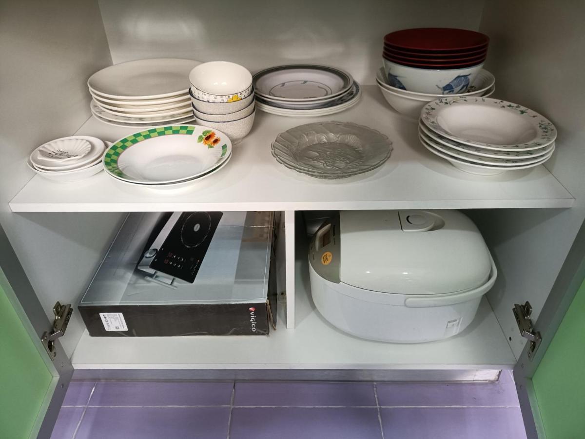Entire Residential Home•Jia Residences Bkt Serdang沙登温暖的家 Seri Kembangan Extérieur photo